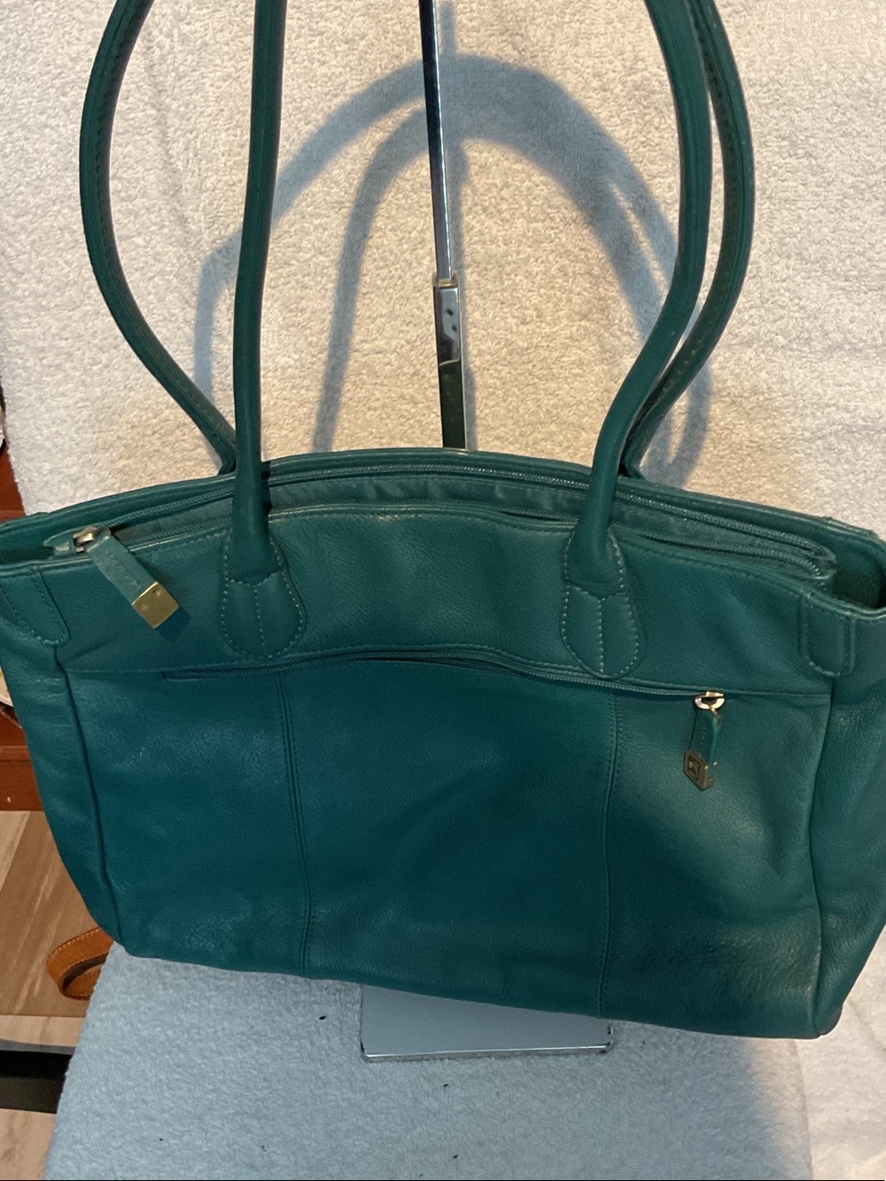 G030. Soprano Teal Leather Tote Bag with Gold Hardware